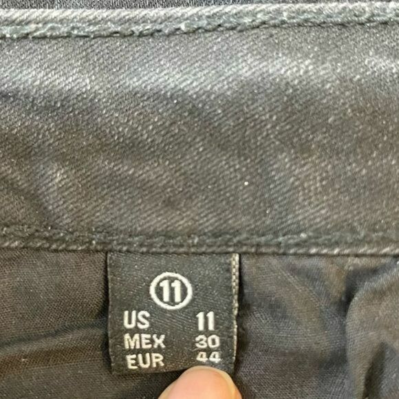 Enjean Jeans Black Size 11 Destroyed Cuffed Ankle - Picture 10 of 12